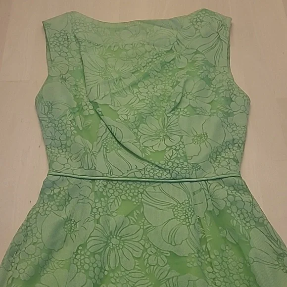 LIKE NEW VTG 1960s Handmade Mod Bright Green Go-go Floral Print Mini Dress - Picture 3 of 17
